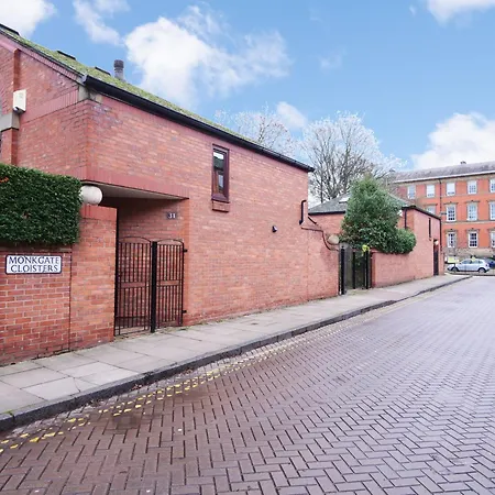 Centre Mews House *