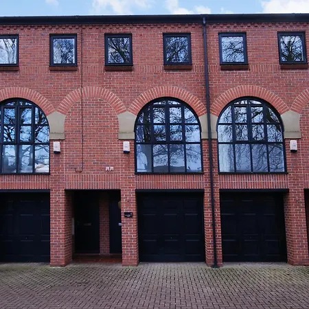 Ferienhaus Centre Mews House *