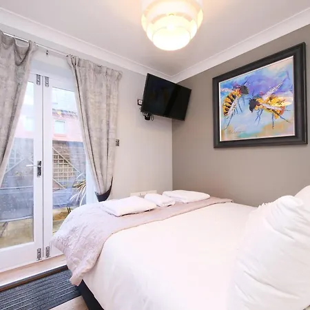Holiday home Centre Mews House *
