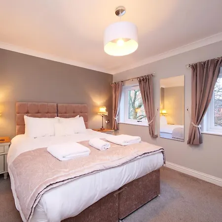 Centre Mews House *